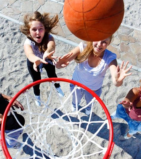 Whether you prefer trivia, bingo, word games, or card games. 23 Icebreaker Games And Activities For Teenagers | Ice ...