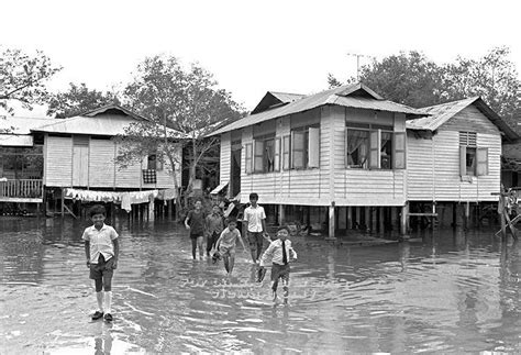 The 1978 singapore flood was one of the worst floods in singapore's history. Blog To Express: Flood as Natural Disaster