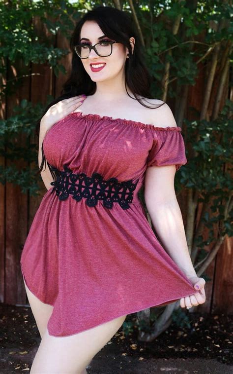 pin by ferijulito on big and beautiful plus size fashion for women curvy girl fashion gowns