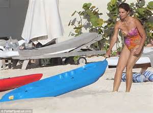 Maria Shriver Shows Off Her Trim Figure In Pretty Printed Swimsuit As