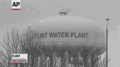 Prosecutors Drop Charges Against 8 In Flint Crisis