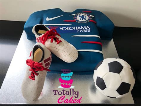 Gift your loved one with the perfect custom cake that will highlight their personality and a memory they will never forget! Chelsea football shirt cake | Shirt cake, Chelsea football ...