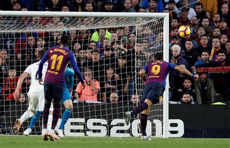 Pertandingan ini sedianya digelar oktober 2019 lalu namun ditunda akibat ancaman keamanan dan konstelasi politik di catalonia. Jadwal Padat El Clasico pada Februari-Maret 2019 : Okezone ...