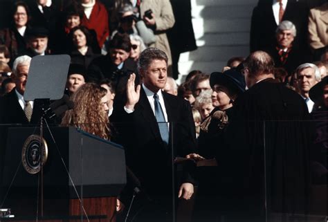 Filebill Clinton Taking The Oath Of Office 1993 Wikipedia The