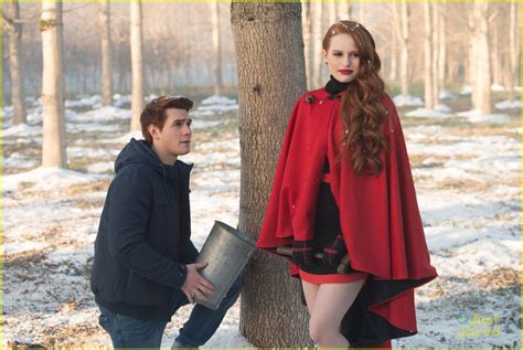 Madelaine Petsch Teases Cheryl S Softer Side In Riverdale Season Photo Photo