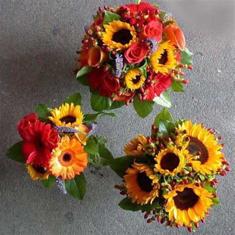 See more from this wedding here! Sunset Colored Wedding Bouquets - Dahlia Floral Design ...