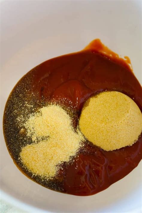 Light brown to dark tan color ground to fine powder silicon dioxide added as an anticaking agent ketchup, Worcestershire sauce, onion powder, brown sugar ...
