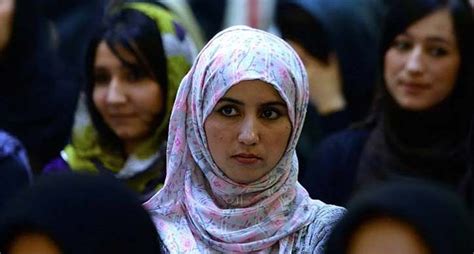 Burqa Not Mandatory For Women Hijab Is Taliban English Banglanewsus