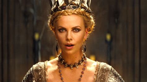 Snow White And The Huntsman Trailer 2012 Official Hd Youtube