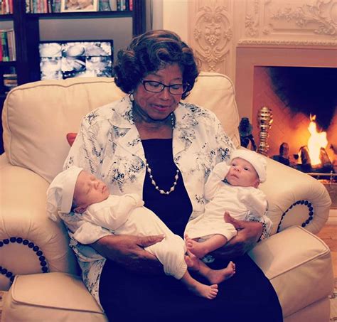 Who S Babies Katherine Jackson Holding Which Son Welcomed Twins In The