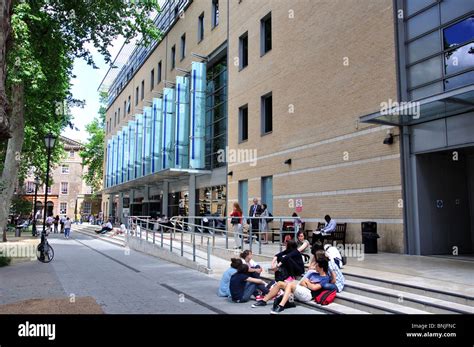 New Hunts House University Of London Campus Southwark The London