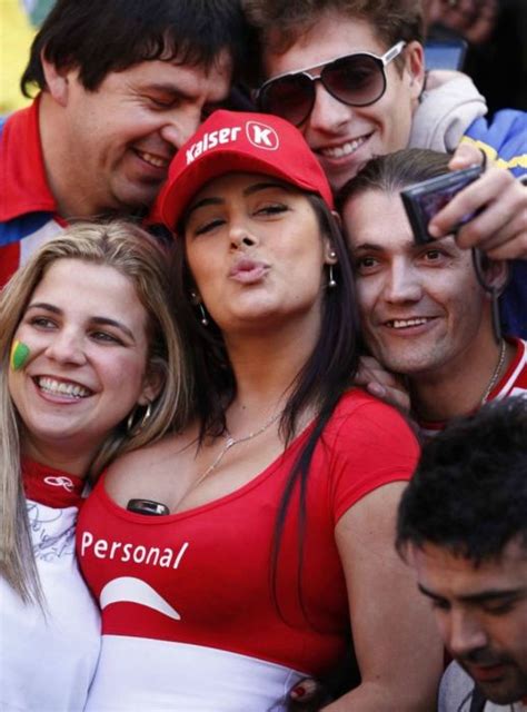 sexy female fans of copa america 48 pics