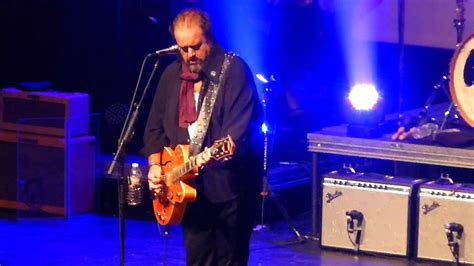 I just wanna dance the night away with senoritas who can sway right now tomorrow's lookin' bright just like the sunny mornin' light. The Mavericks - Dance The Night Away - YouTube