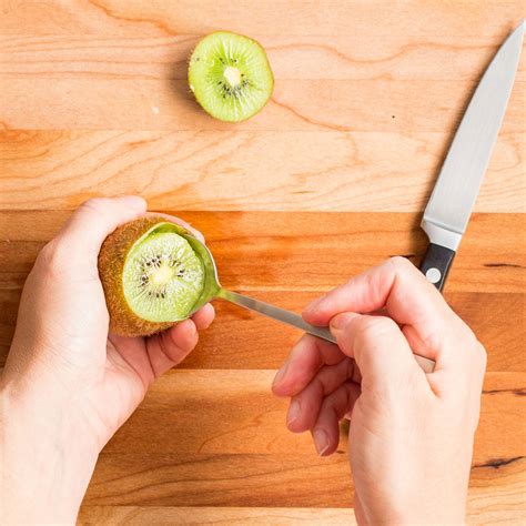 How To Cut A Kiwi Eatingwell