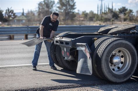 Man injured in rollover crash on I-15 freeway Wednesday morning - VVNG