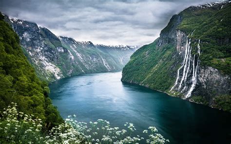 Schöne Landschaft Von Norwegen Geiranger Fjord 2560x1600 Hd