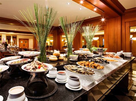 In majestic hotel & spa barcelona geweest? Transforming an Ordinary Hotel Buffet into a Mouth ...