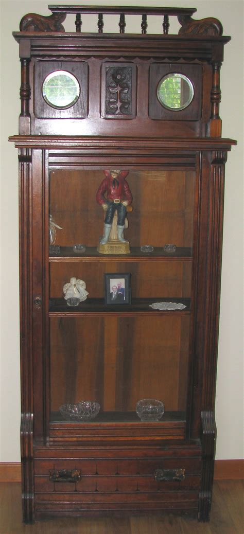 While curio cabinets and china cabinets have much in common, they are intended for slightly different storage purposes. Curio Cabinet For Sale | Antiques.com | Classifieds
