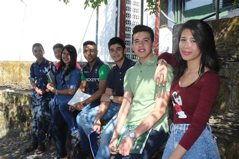 Centro Cultural Salvadoreño Americano Jóvenes De 13 A 16 Años