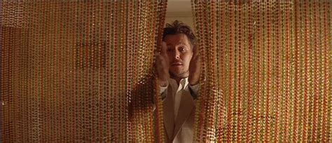 Люк бессон в гостях у ивана урганта (12.09.2014). Léon (Luc Besson, 1994) | Leon, Luc besson, Professional