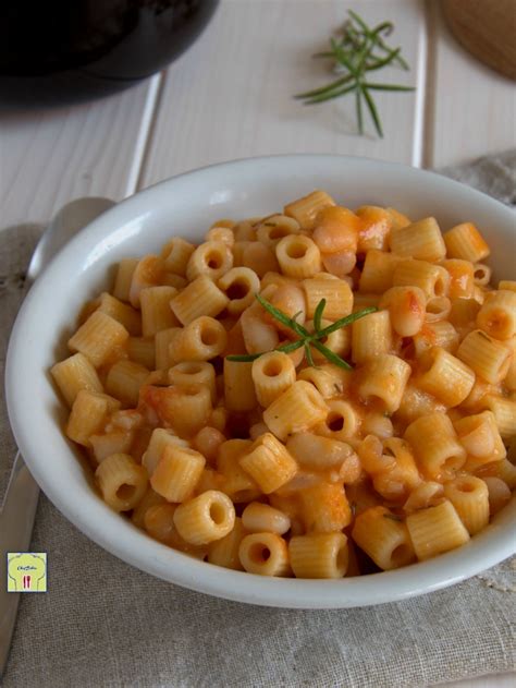 Scopri quanti minuti di attività fisica occorrono per bruciare le calorie dei fagioli cannellini in scatola. Pasta e fagioli, ricetta vegetariana con fagioli in scatola