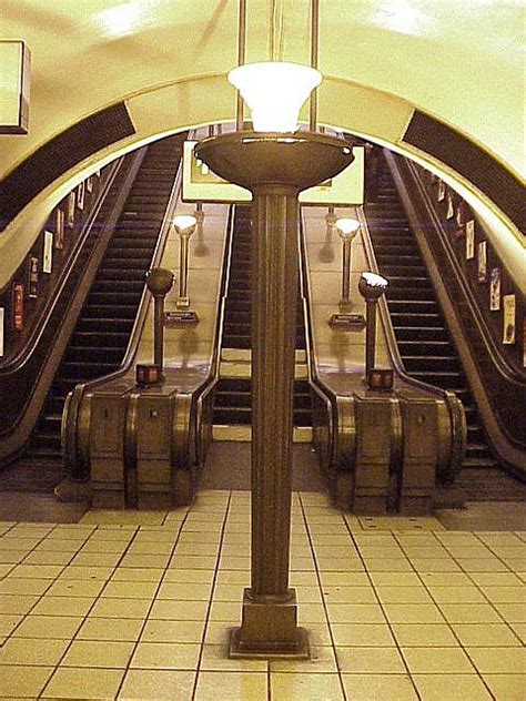 Southgate Tube Station London Art Deco Art Deco Architecture Deco