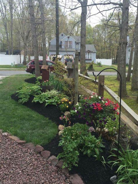 Awasome Property Line Landscaping Ideas References