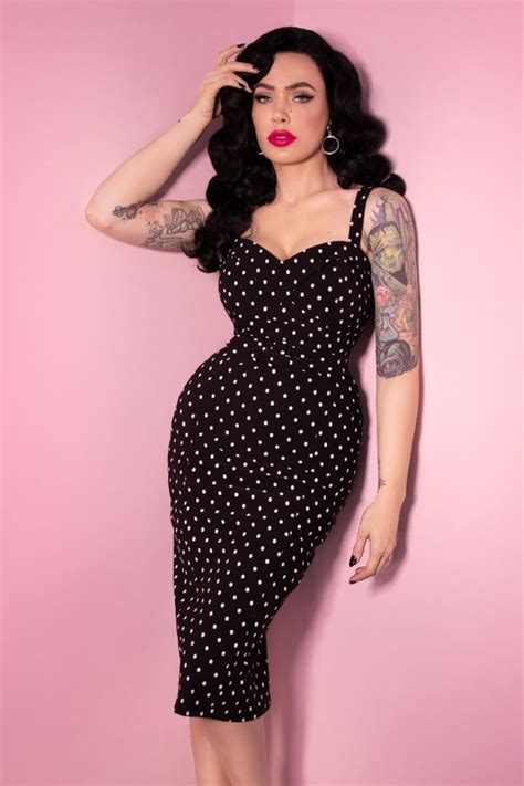 Topvintage Exclusive 50s Maneater Polkadot Wiggle Dress In Black