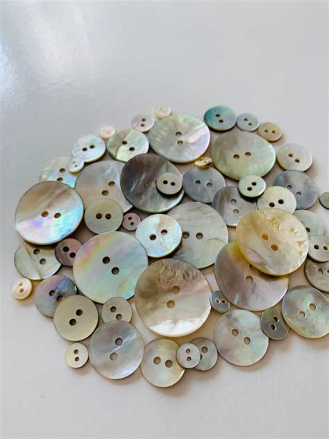 Mother of Pearl Natural Shell Buttons 5 sizes 10pk | Etsy