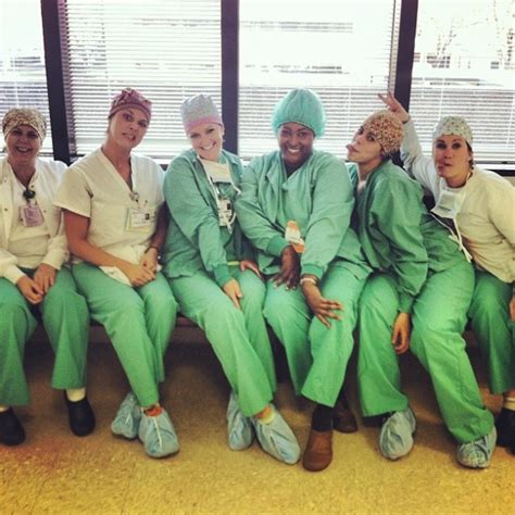 Style We Love 5 Nurses Rocking Scrubs On Instagram Scrubs The