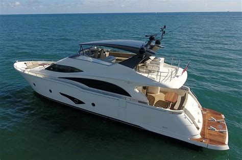 Marquis 2016 720 Fly 72 Yacht For Sale In Us