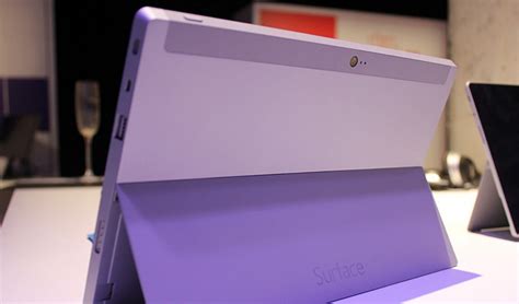A Closer Look At Microsofts New Surface 2 And Surface Pro 2 Tablets