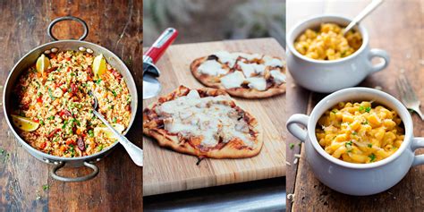 Drizzle with remaining dressing, sprinkle with pepper and serve. 20 quick and EASY recipes to impress your housemates with