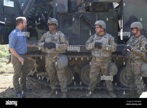 Cnn Reporter Ian Lee Visits Soldiers With Battery A 6th Battalion