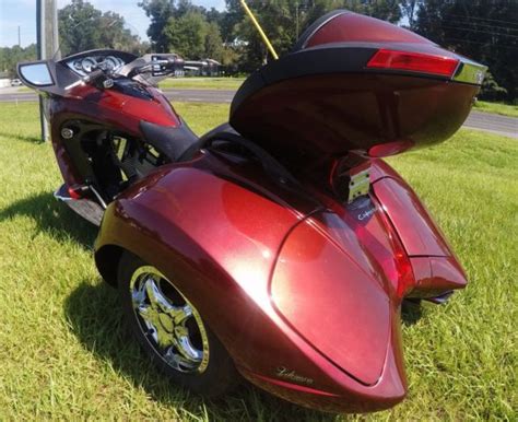 2011 Victory Vision Tour Crossbow Trike Classic Cruiser Touring Motorcycle