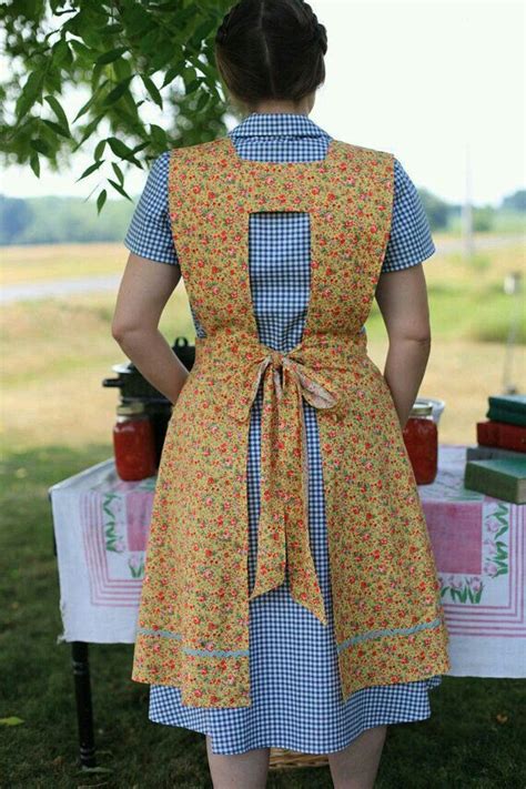 Pin By Holly Ph On Good Wife Apron Sewing Pattern Aprons Vintage