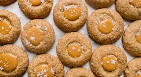 Salted Caramel Thumbprint Cookies with Cinnamon Sugar Chenée Today