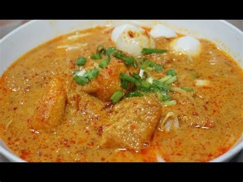 Don't leave singapore without trying laksa. RESEP LAKSA SINGAPORE (HOMEMADE) Engsub in description ...