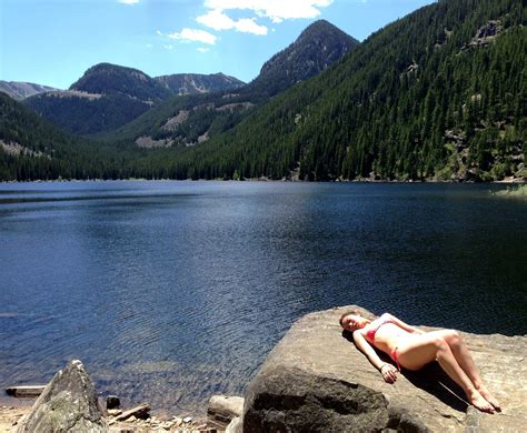 Lots of places for dogs and humans to walk. The Curious Lark: Chillin at Lava Lake