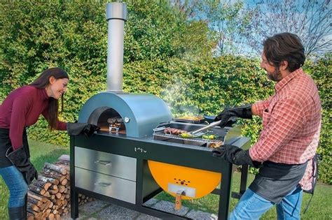 Looking for the best pizza oven? Toto Grill Oven | Men's Gear