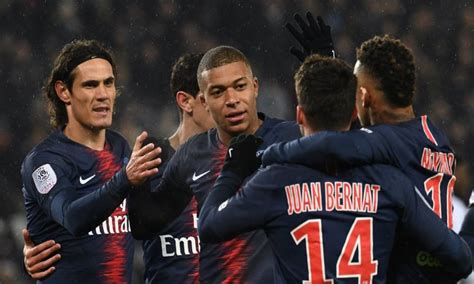 Through a lot of research, we. How Much Does the Paris Saint Germain Players Make In ...