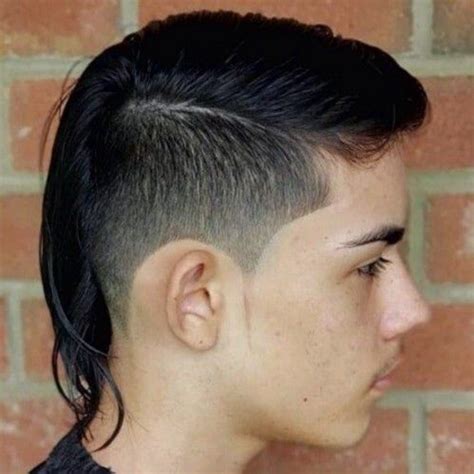 Here is what you if you don't want to be like them, discover below a few examples of bad layered haircuts and find out. Awesome Examples fade haircut (With images) | Fade haircut ...
