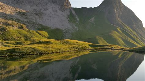 3840x2160 mountain, lake, grass 4K Wallpaper, HD Nature 4K Wallpapers ...