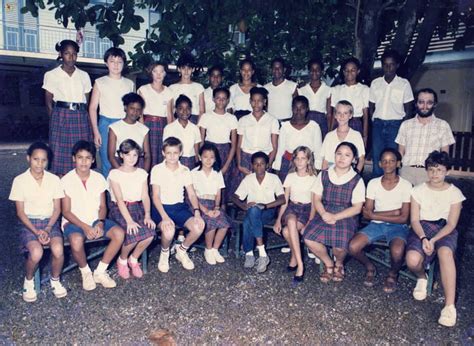 Photo de classe 5eme de 1985 Collège Externat Saint joseph De Cluny
