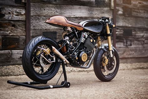 Building a cafe racer can be a time consuming and rewarding process. DIRTY DEEDS. Lion's Den Motorcycles Builds A Yamaha XT600 ...