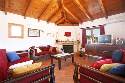 Strandnahe, gemütliche ferienwohnung (55m²) mit terrasse im erdgeschoss. Ferienhaus Topolia - 4 Schlafzimmer