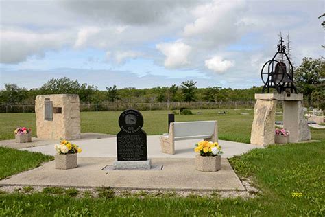 Historic Sites Of Manitoba St Cuthberts Cemetery Municipality Of