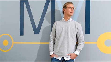 Einen gründer gibt es nichz. OOOM.TV: Mit Digitalisierung durch die Krise - Start-up ...