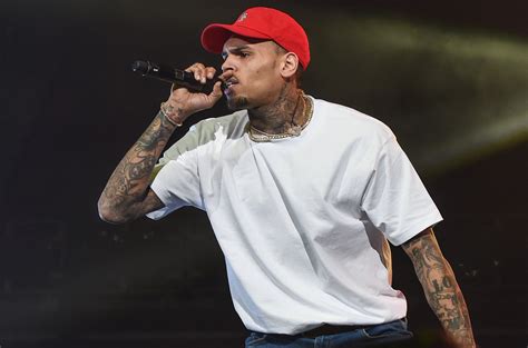 E bem facil de mexer. Chris Brown Teases New Album 'Indigo' On Instagram | Music ...