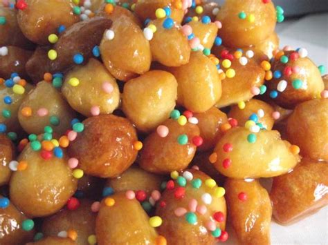 In italy, such a dessert is prepared in large quantities and brought as a gift. Ricetta degli struffoli - Dolce tipico della Campania ...